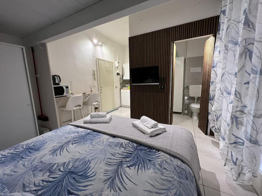 Tiny & Cosy Studio Flat In Como Exterior foto